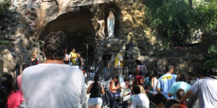 Peregrinación a la Virgen de Lourdes