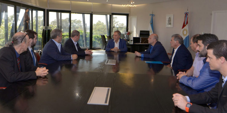 Schiaretti recibió a miembros de la CONAE