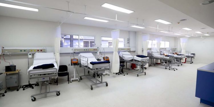 La Provincia abre la convocatoria para sumar profesionales al sistema público de salud