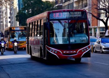 Conflicto en el transporte: provincias reclaman aumento en los subsidios