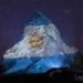 Proyectan la bandera de Argentina en los alpes suizos como muestra de esperanza
