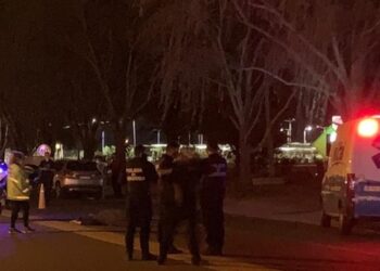 Una mujer murió tras ser embestida por un auto en la ruta 5