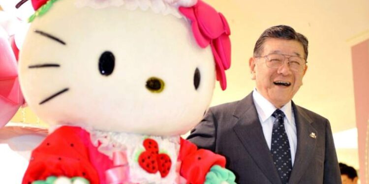 Cómo se creó Hello Kitty, la famosa caricatura de la compañía Sanrio cuyo fundador se jubila a los 92 años