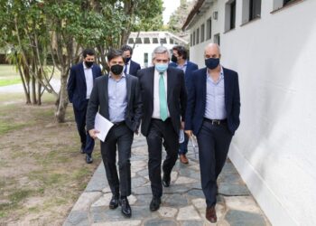 La cuarentena continuará sin cambios hasta el 16 de agosto en el AMBA