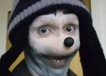 Un niño de 10 años se tiró de un piso 11 por el reto viral 'Jonathan Galindo'