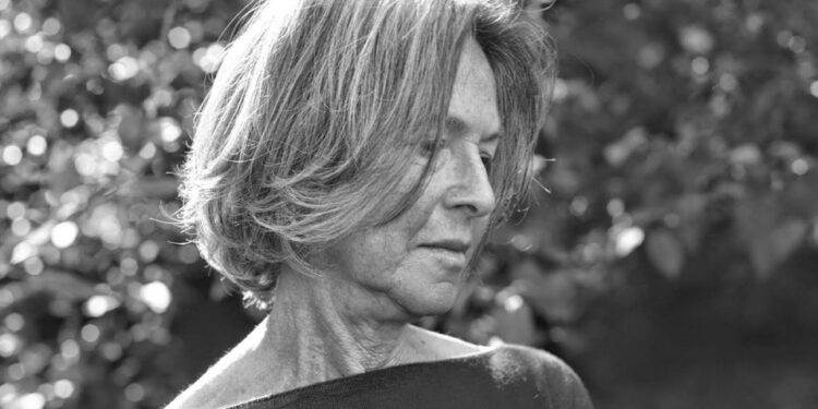 Otorgan el Premio Nobel de Literatura a la poeta estadounidense Louise Glück