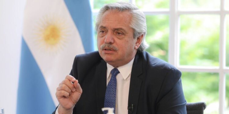Alberto Fernández indicó que tiene "bastante avanzada" la renovación del Gabinete