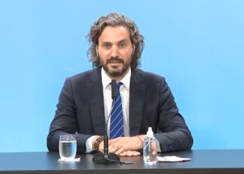 El Gobierno rechazó la suspensión del sueldo a los trabajadores que no quieran vacunarse