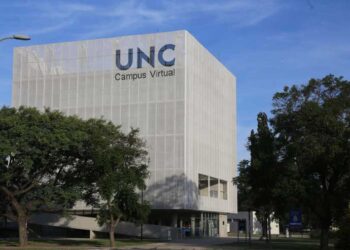 Un ex tesorero de la UNC irá a juicio por sustraer dinero