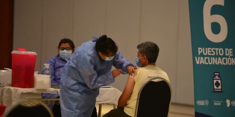 Este jueves se celebra el Día del Vacunador y la Vacunadora