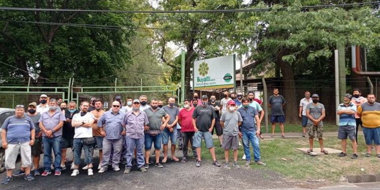 Cerró la cerealera Buyatti y Aceiteros busca reubicar a 84 trabajadores