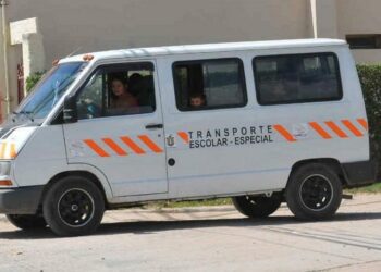 El transporte escolar aumenta un 66% y la actualización será mensual