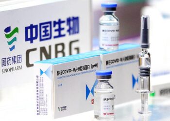 Un nuevo lote de 570.000 dosis de la vacuna Sinopharm llegó al país