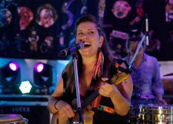 Mujeres cordobesas les cantan a las mujeres del mundo