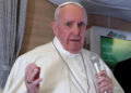 Investigan el origen de una carta con tres balas dirigida al Papa