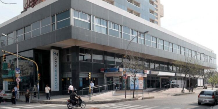 Una familia denuncia que una clínica le entregó un cuerpo equivocado