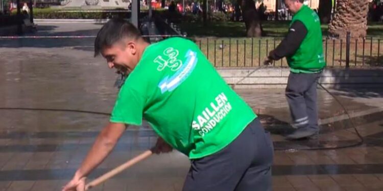 El Surrbac celebra el Día del Trabajador junto a la Mona Jiménez