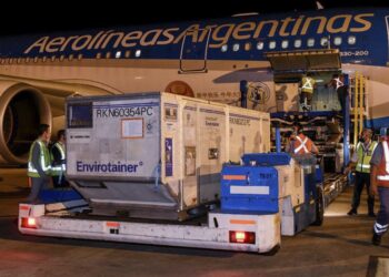 Llegan al país más de 3 millones de vacunas Sinopharm