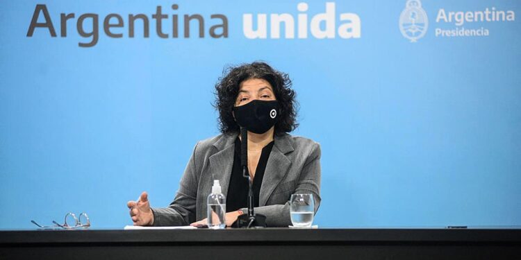 Vizzotti explicó por qué se operó en un sanatorio privado y no en un hospital público