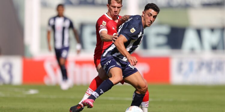 Talleres empató con Huracán y no logró clasificar a la siguiente fase