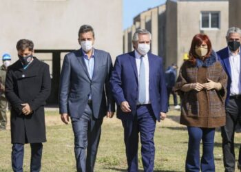 Fernández y un mensaje de unión interna: "Esta es la foto de la unidad, de los que queremos poner de pie a la Argentina"