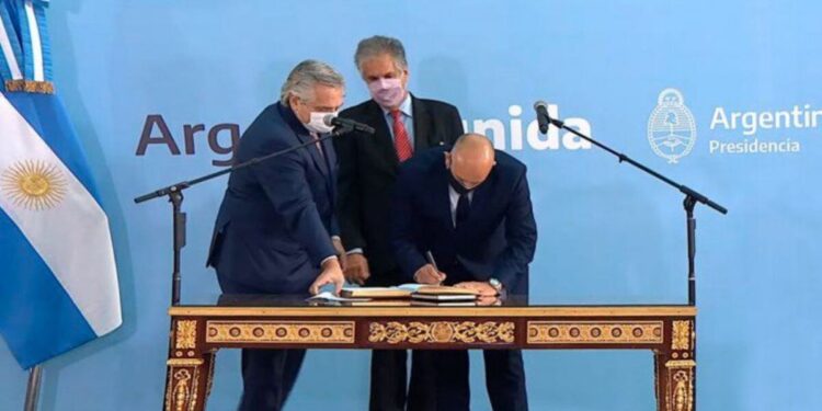 Asumió Alexis Guerrera como ministro de Transporte