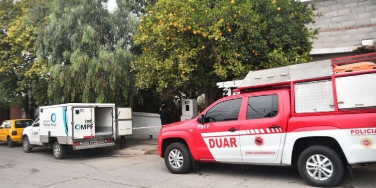 Un hombre falleció tras el incendio de su vivienda en Bella Vista
