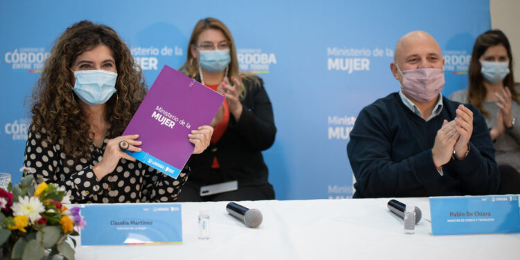 Ciencia con perspectiva de género: convenio entre Provincia y Conicet