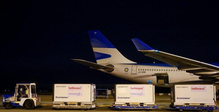 Llegaron más vacunas Sinopharm y Argentina superó los 23,8 millones de dosis