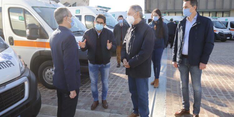 Incorporan 10 ambulancias de alta complejidad en Córdoba