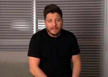 Imputaron a Damián Córdoba y a los dueños del bar donde brindó el show