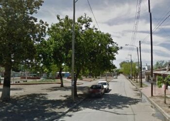 Un hombre muerto y otro herido de bala luego de una pelea callejera en barrio Las Violetas