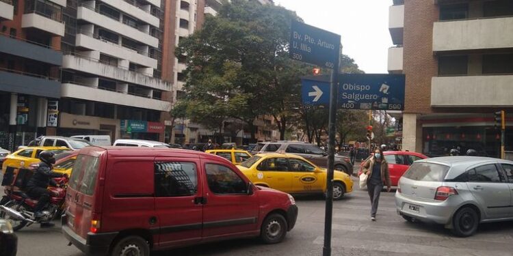 Desvían el tránsito por fuga de gas en Nueva Córdoba