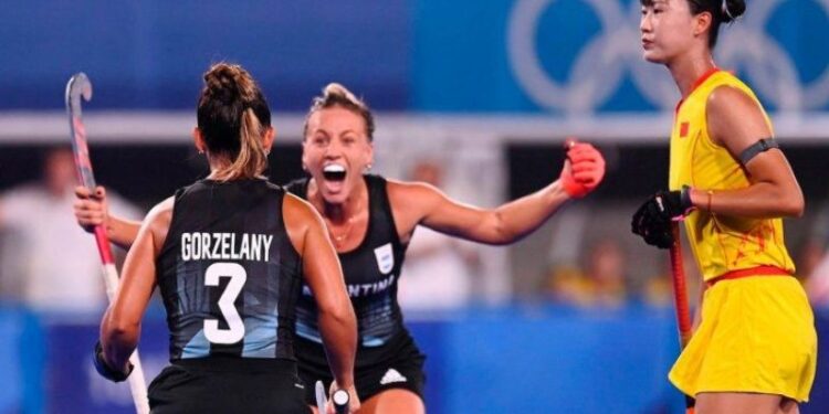 Las Leonas vencieron a China y se clasificaron a cuartos de final en los JJOO