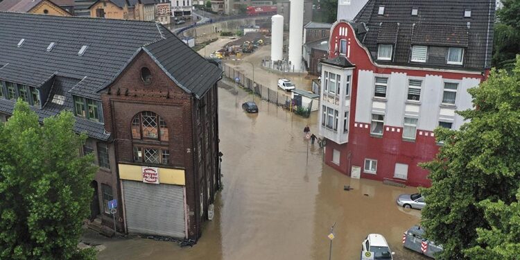 Inundaciones en Alemania causan decenas de muertos y desaparecidos