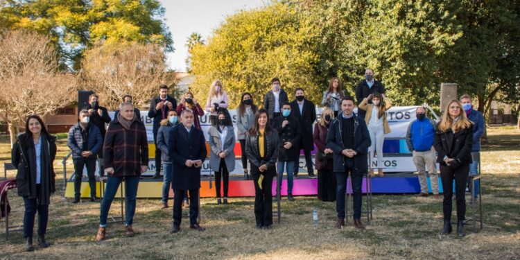 Presentaron en Córdoba "Cambiando Juntos", la lista de Juez y De Loredo