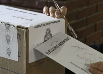 Tres exintendentes de Córdoba competirán para volver al Congreso