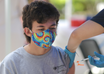 Llegaron al país más de 200 mil dosis de Pfizer para vacunación infantil