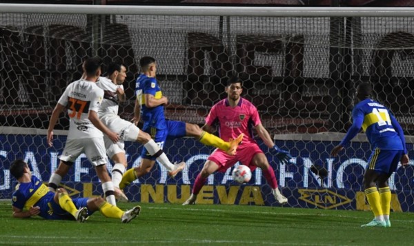 Boca sigue a paso firme en el inicio del ciclo de Battaglia: venció a Platense 3-1