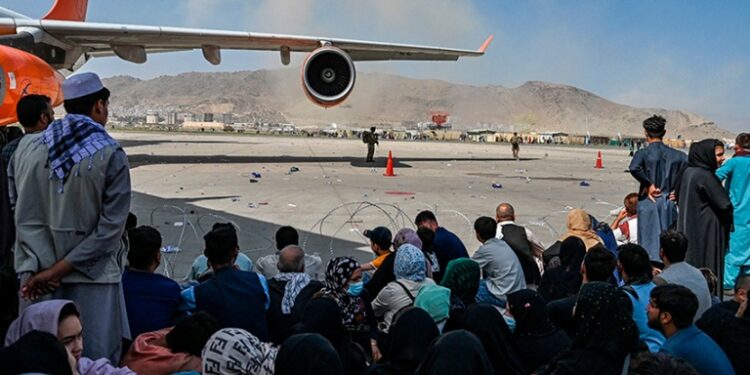 La OMS y Unicef piden un puente aéreo a Kabul para brindar ayuda humanitaria