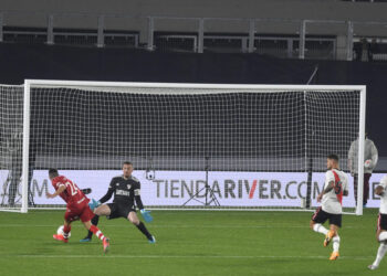 Un River alternativo no pudo con Huracán previo al superclásico