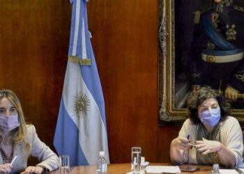 Vizzotti y Nicolini viajaron a Rusia para evaluar el cronograma de entrega de vacunas Sputnik V