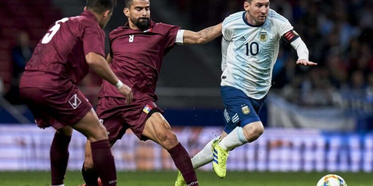 La Selección Argentina enfrenta a Venezuela por las Eliminatorias para Qatar 2022