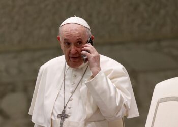 El papa Francisco confirmó que recibirá a Milei y afirmó que está dispuesto a iniciar un diálogo