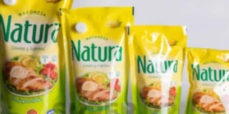 Anmat prohibió la comercialización de una reconocida marca de mayonesa