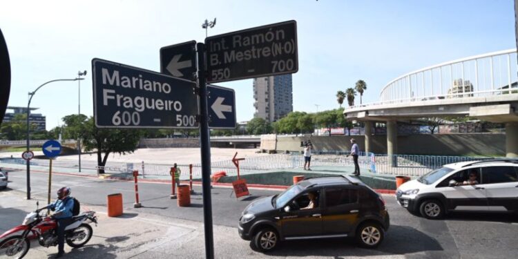 Cortan Costanera Norte para unirla con el Bulevar Las Heras