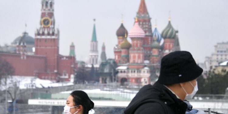 Rusia bate un nuevo récord de contagios por Ómicron