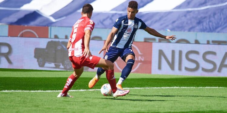Talleres y Unión se miden esta noche en el Kempes por la fecha 2