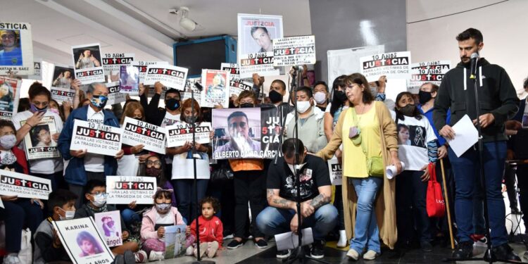 A diez años de la tragedia de Once, familiares de víctimas renovaron el reclamo de justicia