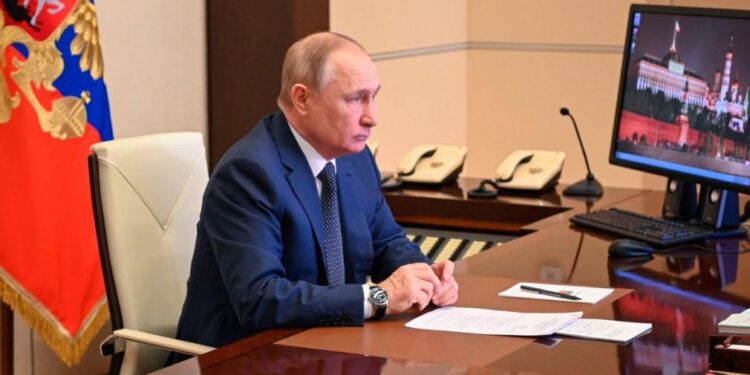 Putin ratificó que si no logra sus objetivos "por la negociación" será "por la guerra"